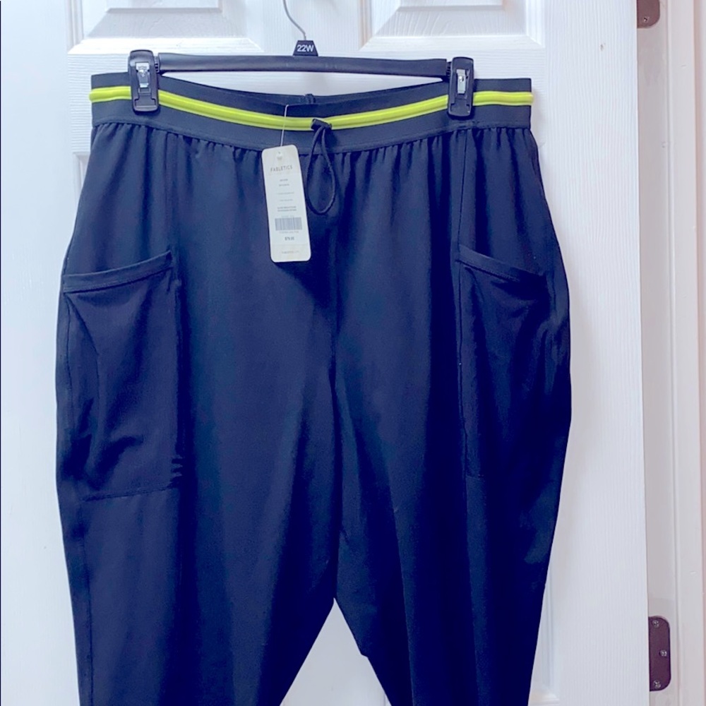 Bliss Jogger from Fabletics